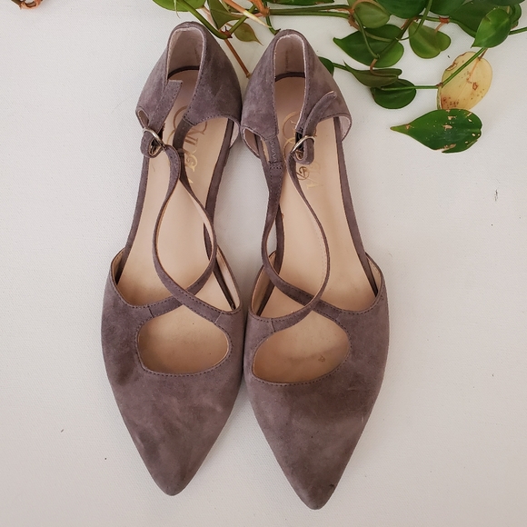 Andrea Candela Shoes - Andrea Candela | Grey Suede Pointed Toe Flats